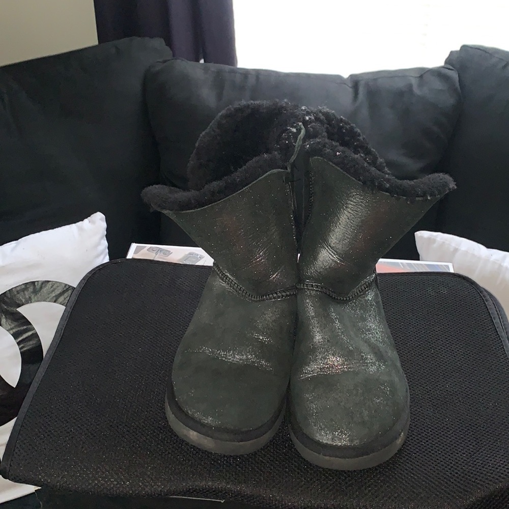 Authentic Ugg boots black metallic w/bling button sz 7